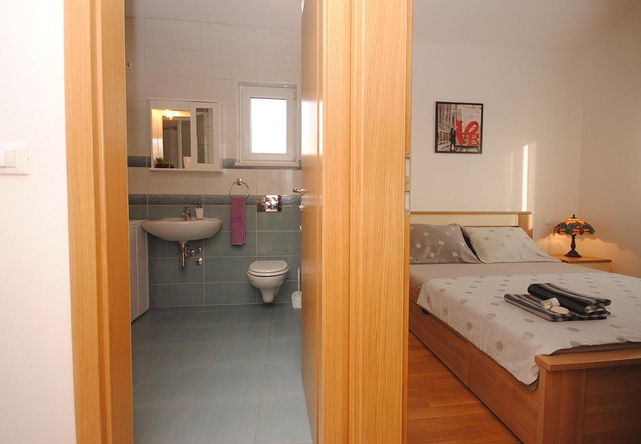 Apartment Noel Rogoznica  Eksteriør bilde